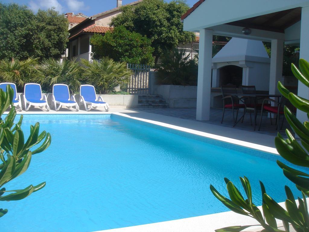 Villa Laurus Kožino Eksteriør billede