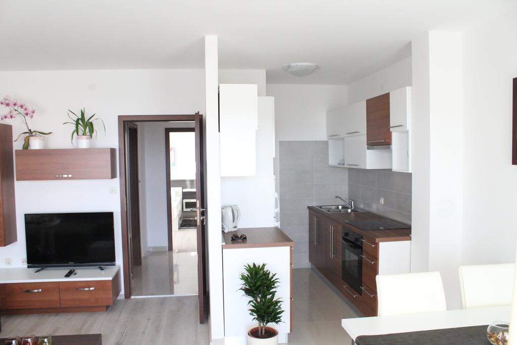Villa Laurus Kožino Eksteriør billede